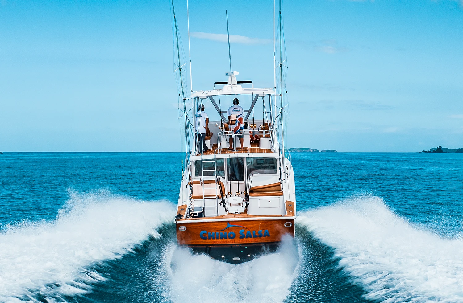 The Chino Salsa sportfishing boat on the water